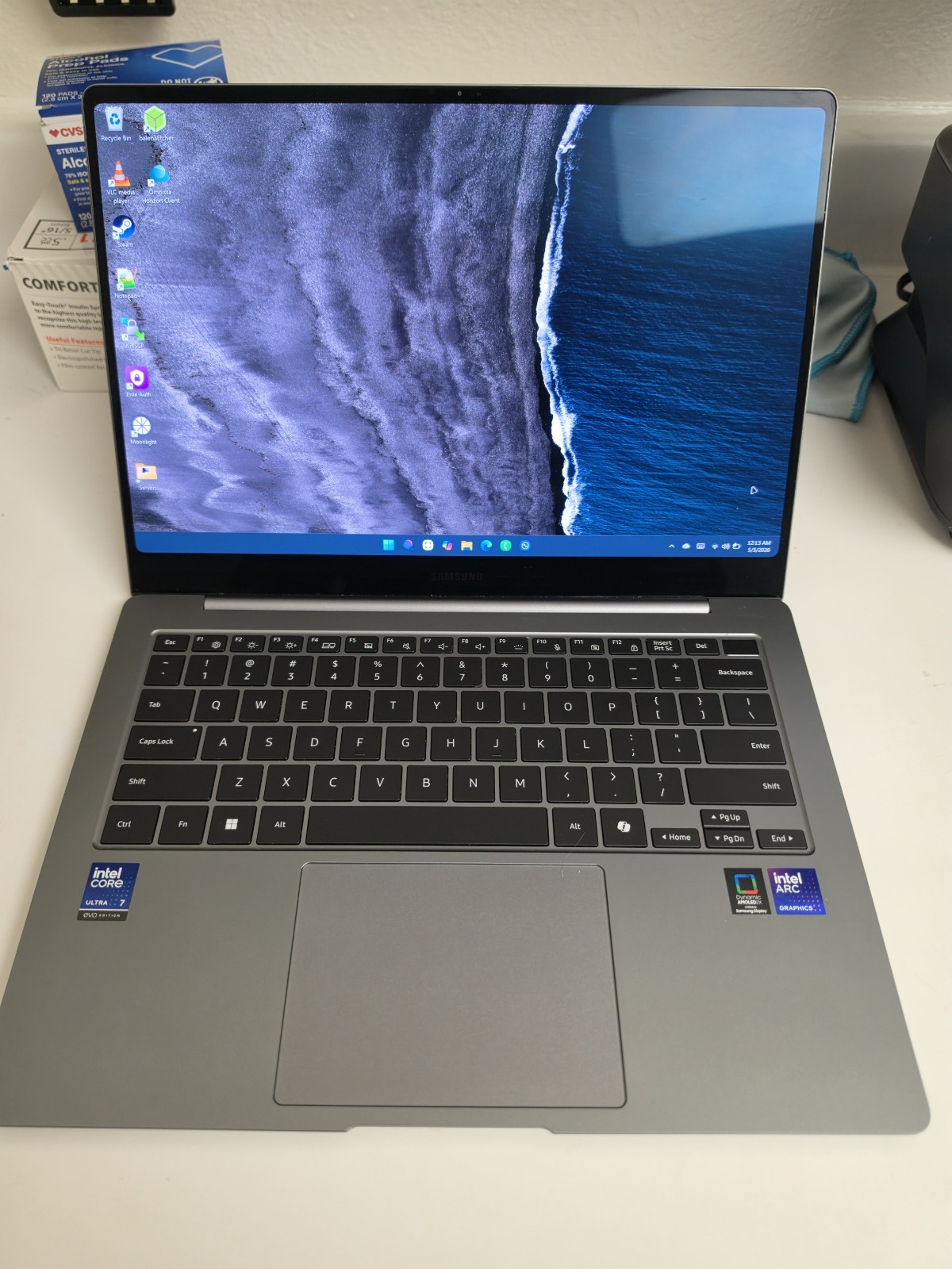 Samsung Galaxy Book5 Pro 14″ 3K AMOLED Touch Laptop Intel Ultra 7, 16GB, 1TB