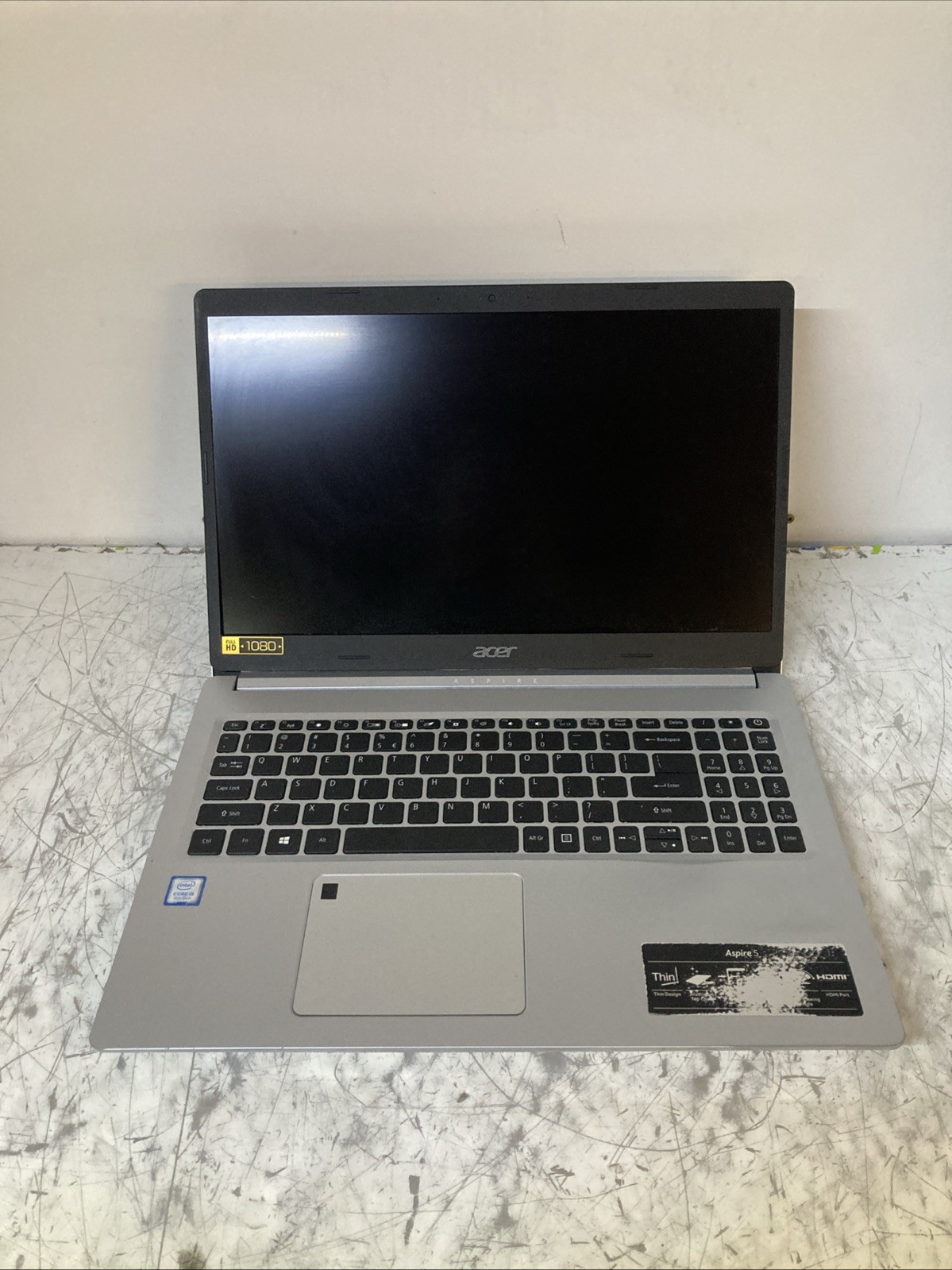 Acer Aspire 5 i5-8265U 1.60GHz no RAM no HDD Boot to BIOS