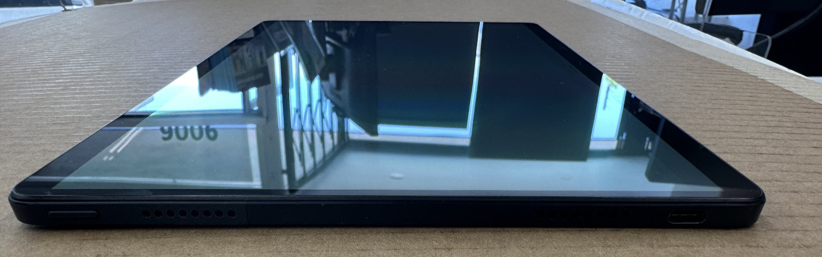 Lenovo IP Duet 5 Chromebook 13.3″ Snapdragon 7c 8GB DDR4 128GB eMMC NO KEYBOARD