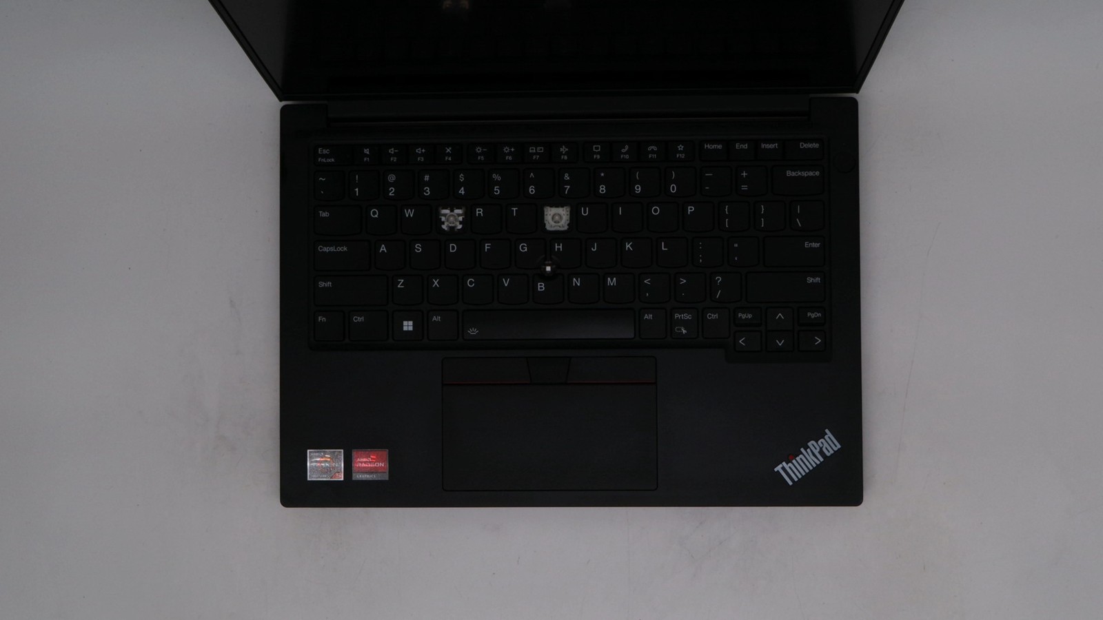 Lenovo ThinkPad E14 Gen 5 14″ RYZEN 5 7530U 16GB 256GB – Fair READ DESC