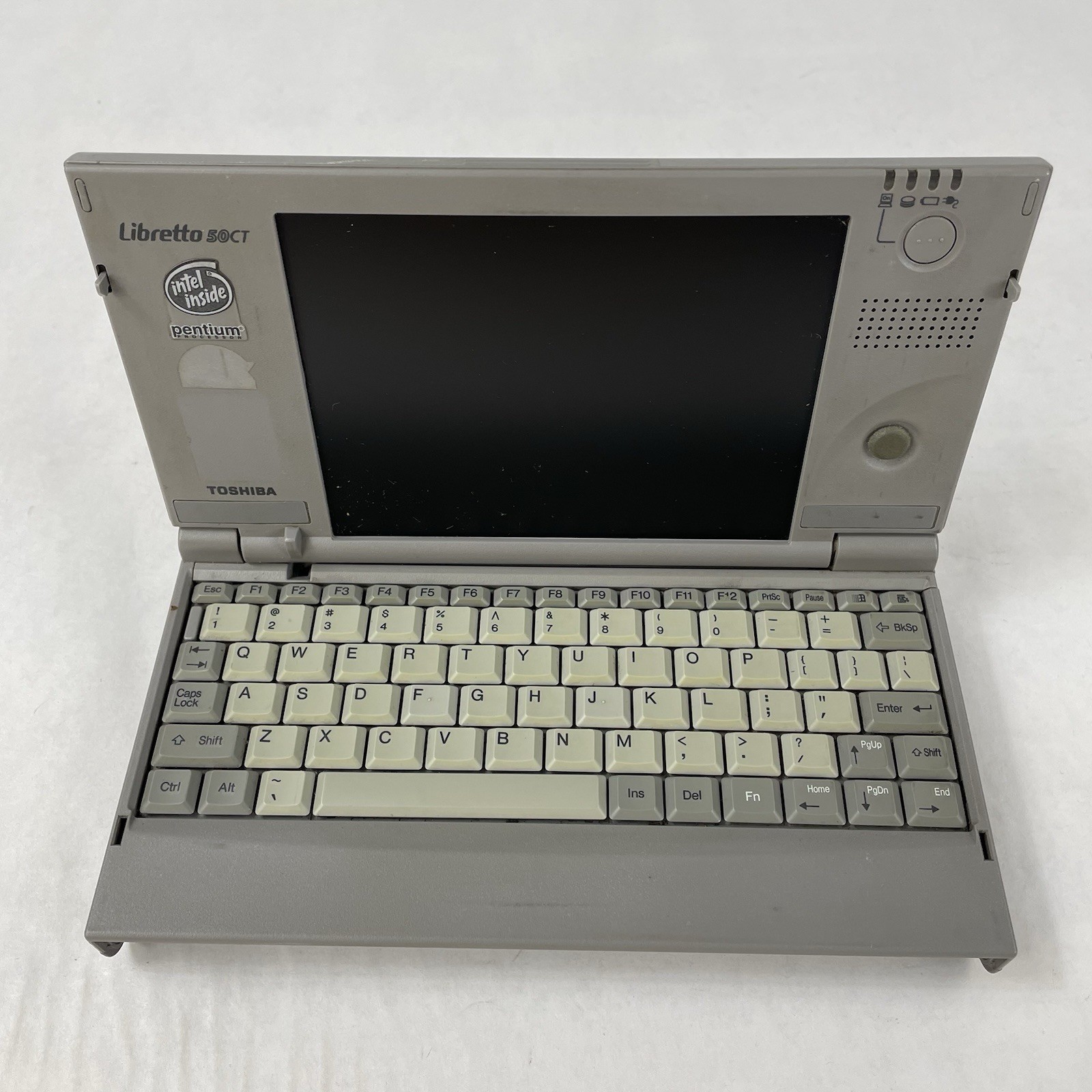 Toshiba Libretto 50 ct 6″ Intel Pentium 16 MB RAM No HDD/OS/AC/Battery – READ