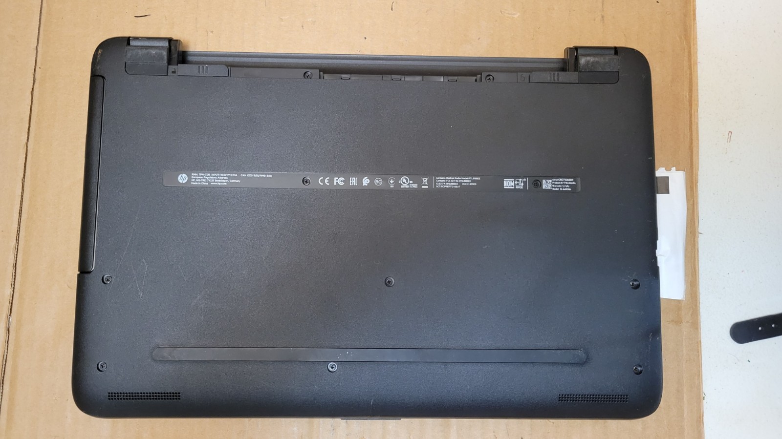 HP Notebook 15-ba009dx Laptop | AMD A6-7310 2GHz | 4GB RAM | 500GB HDD | Win10