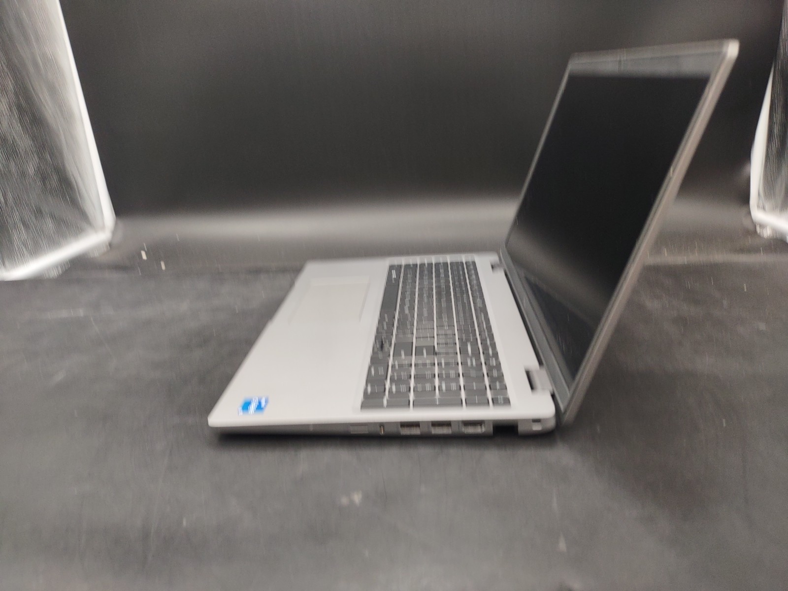 Dell Latitude 5520 i5 1135G7 @ 2.40GHz 8GB RAM 256GB NVME NO OS