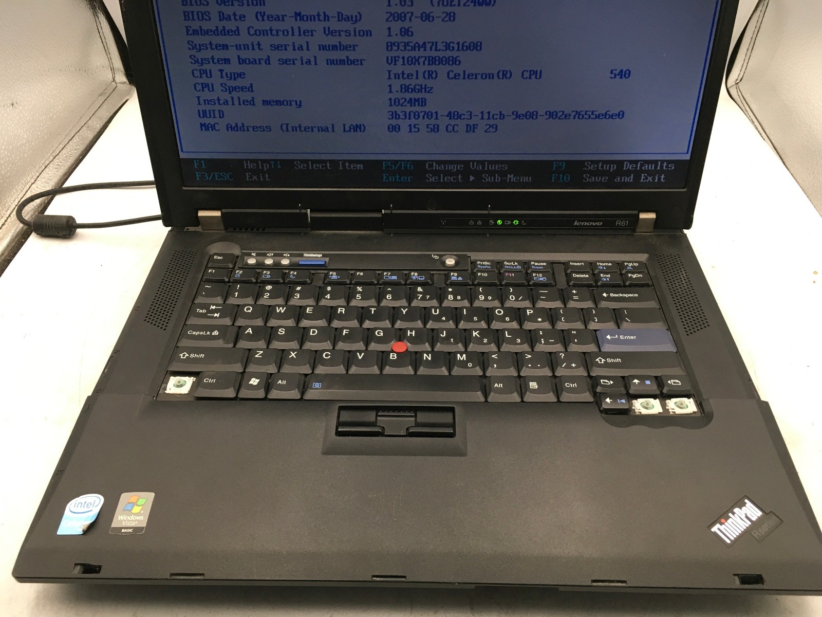 LENOVO THINKPAD R61 – BOOTS TO BIOS – INTEL CELERON 540 – NO RAM – READ – BB