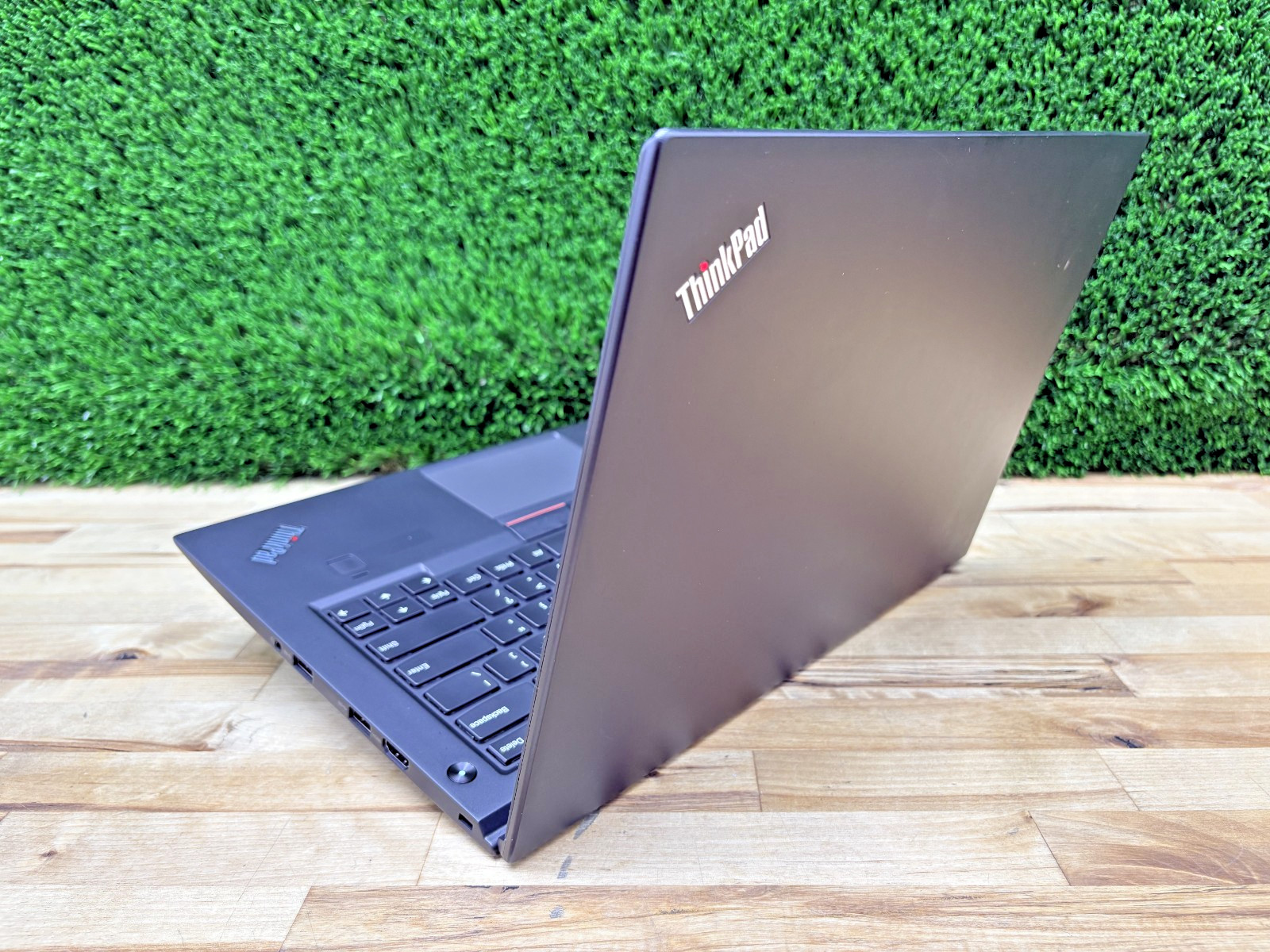 Lenovo ThinkPad x1 Carbon G 4 i7-6th Gen 2.60GHz 16GB RAM 256GB SSD Win 11 Pro*