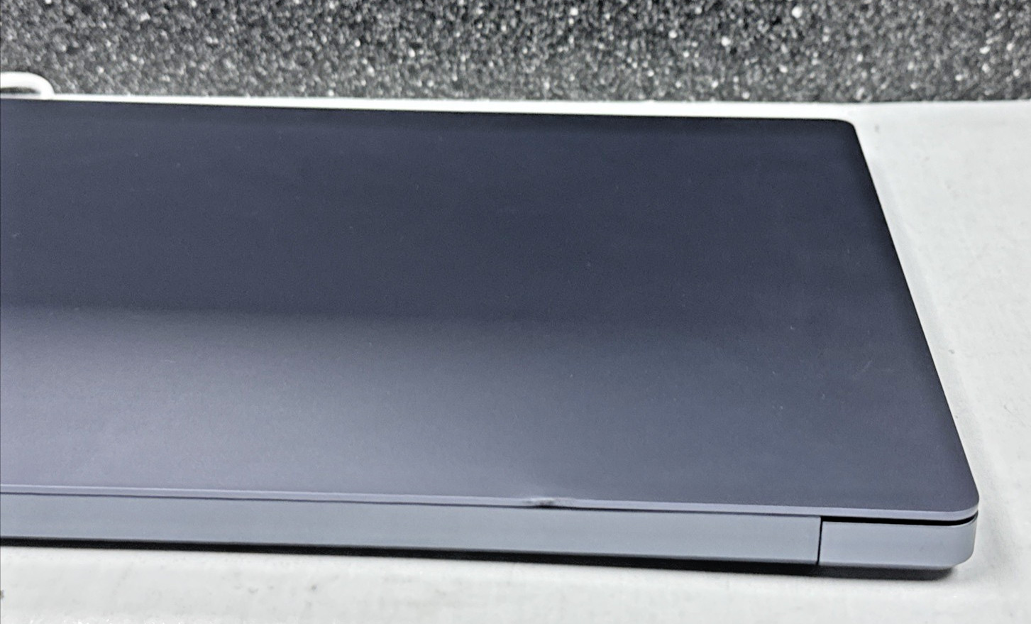 Samsung Galaxy Book4 Ultra NP960XGL 16″ Touch Core Ultra 7 16GB RAM 1TB SSD