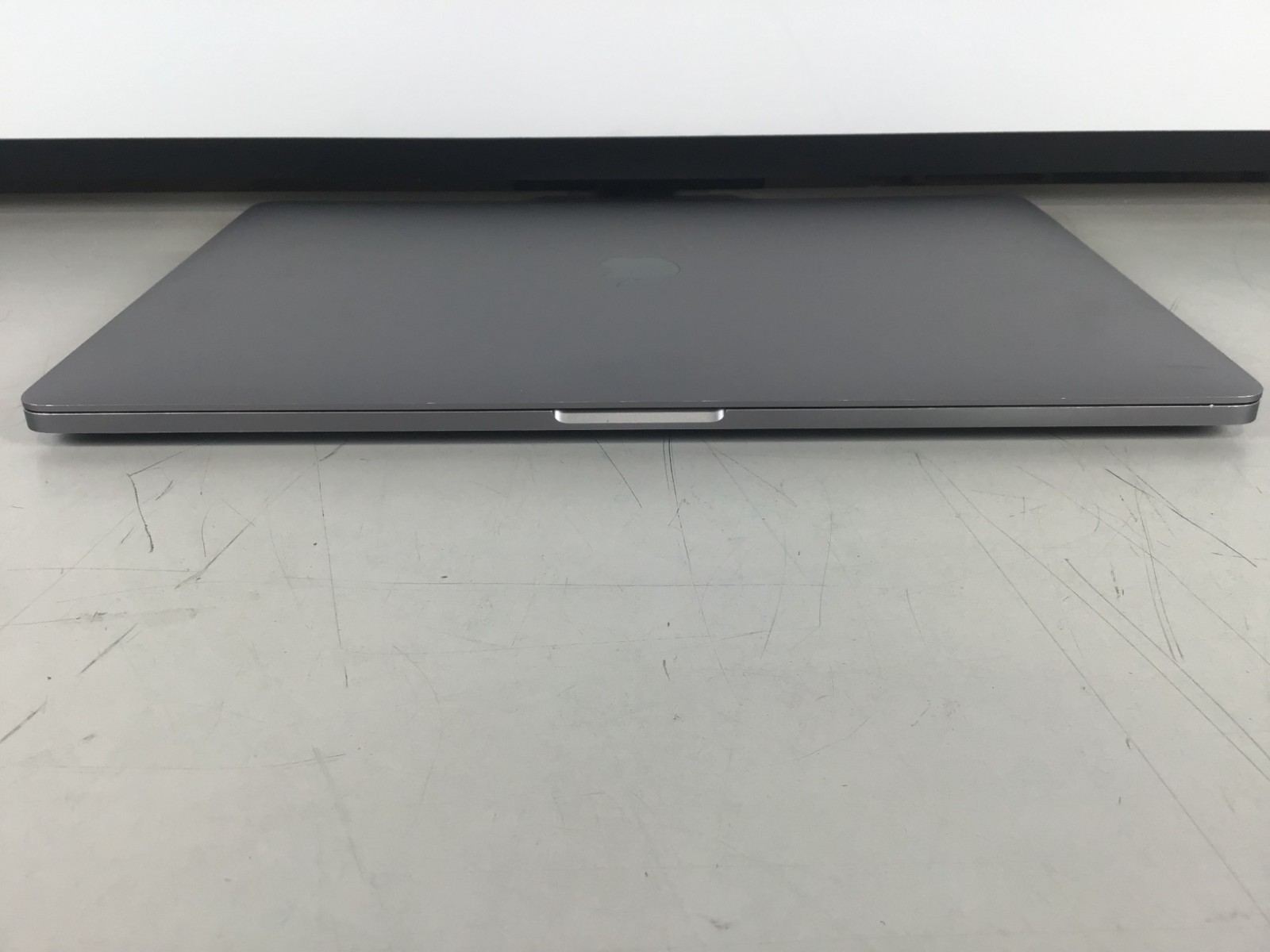 Lot of 2 Apple MacBook Pro 16″ A2141 i7-9750H 2.6GHz 16GB RAM 500B NVMe Gray~ II