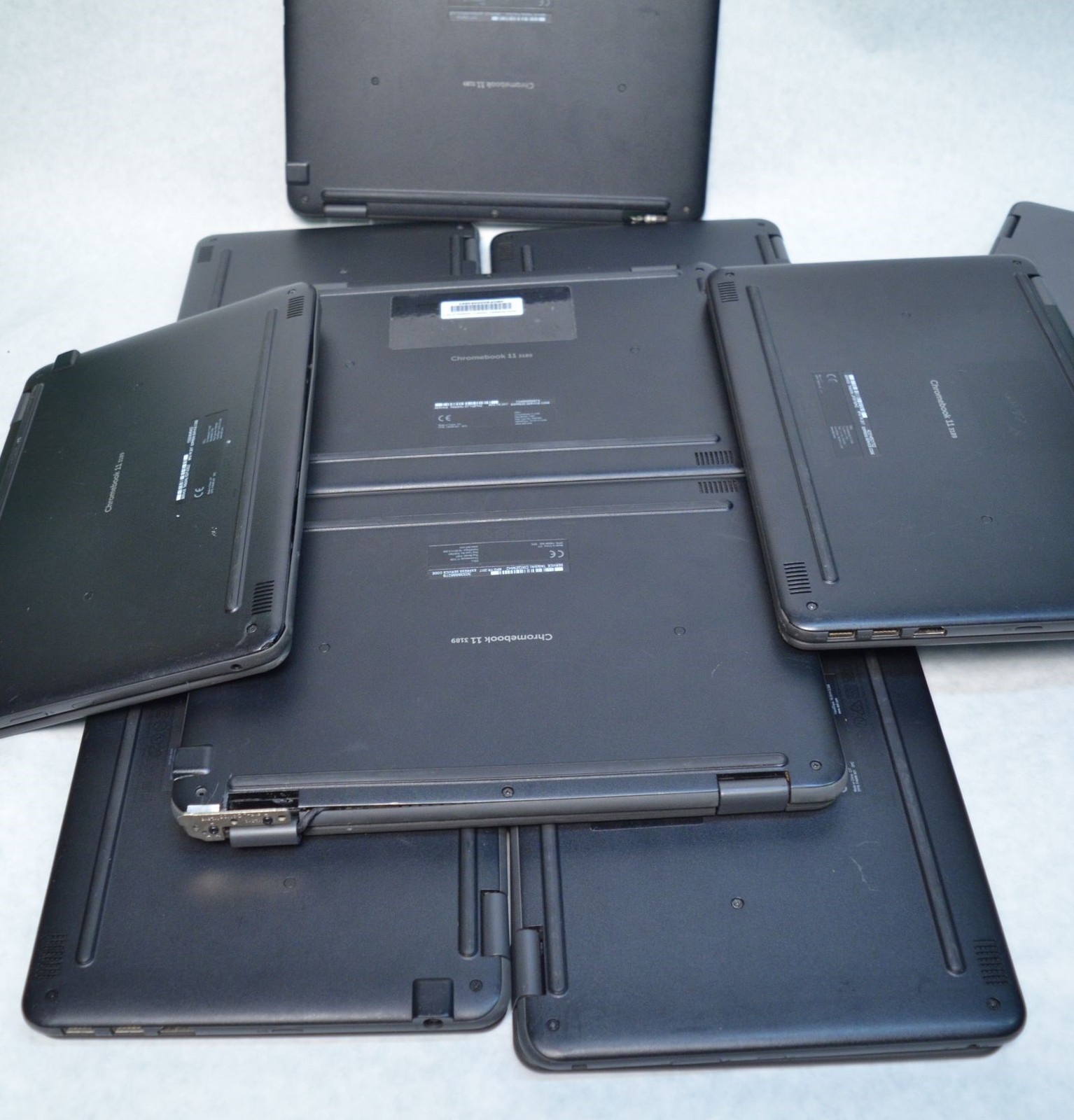 Lot 10 Dell Chromebook 11 3189 11.6″ Celeron N3060 2.48GHz 4GB-RAM 16GB-SSD