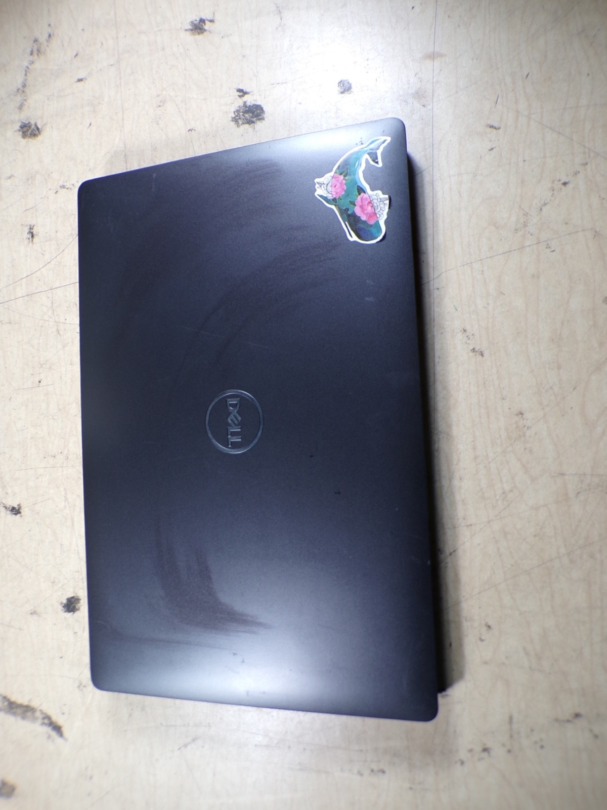 DELL LATITUDE 5501 INTEL CORE I5-9400H 2.50GHZ 8GB RAM **BAD SCREEN **NO HD