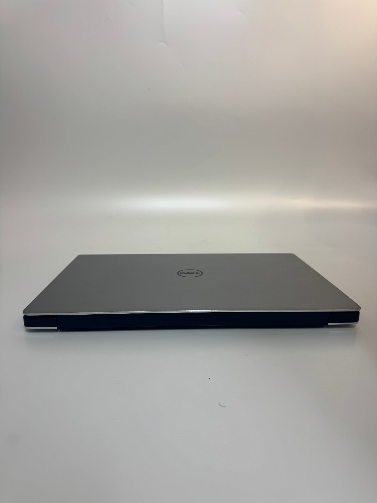 Dell XPS 13″ | i7-8550U | 8GB RAM | 1TB M.2 | Win 11