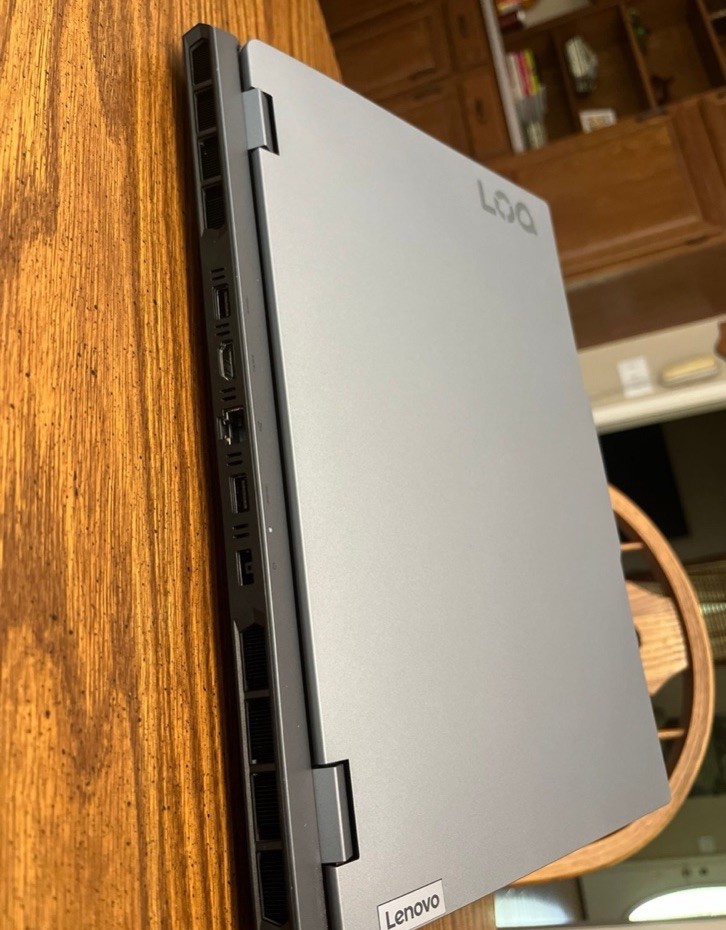 Lenovo LOQ 15ARP9 15.6″ Ryzen 5 7235HS 12GB 477GB SSD RTX 3050 W11
