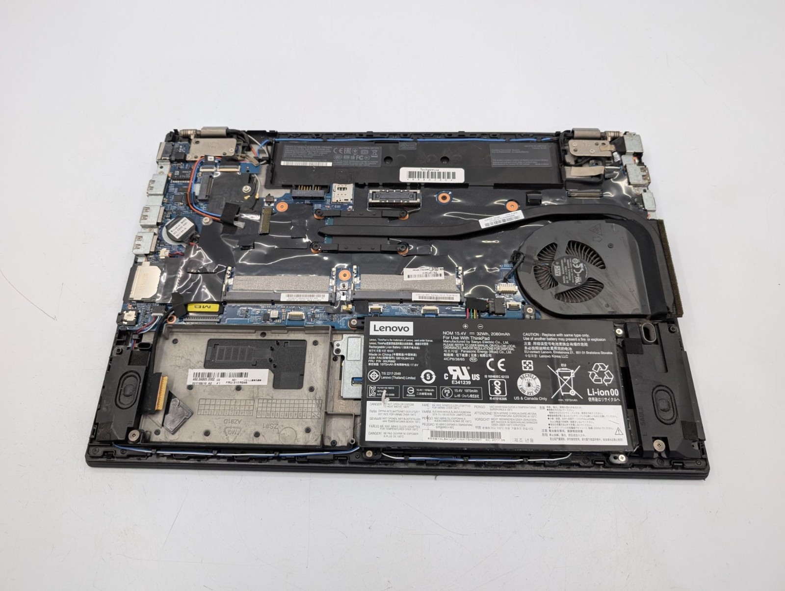 Lenovo ThinkPad T570 15.6″ Display Intel Core i5-7300U 2.60 GHz Black Laptop