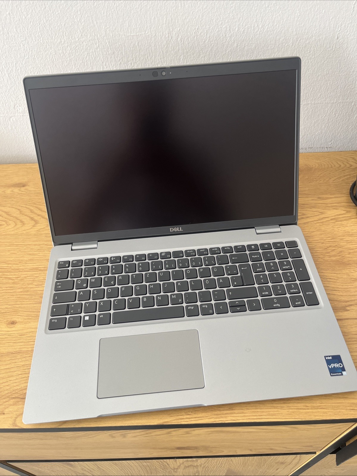 Dell Precision 3570 I i7-12. Gen I 16GB I 256GB I Touchscreen I DE Keyboard