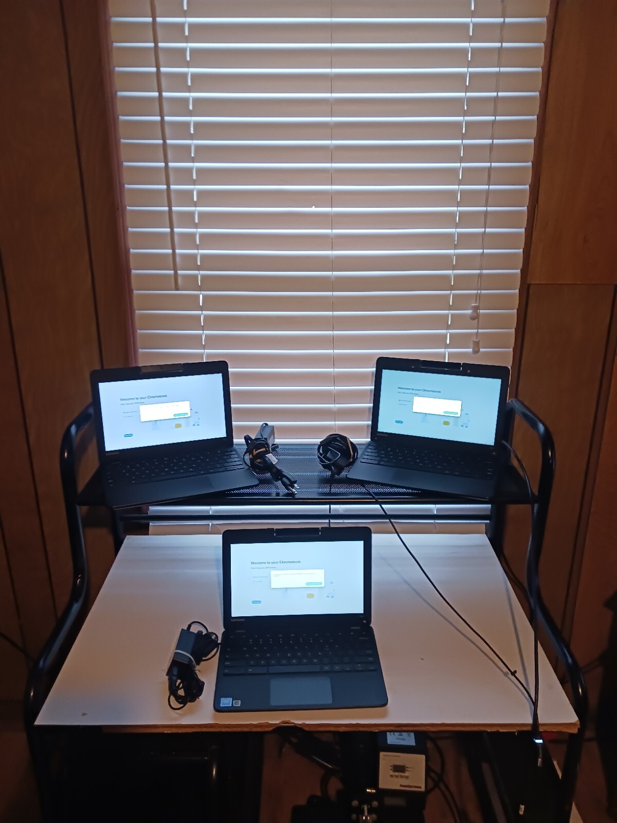 Lenovo N23 Chromebook 11.6″ ( 16GB SSD, Intel Celeron N3060, 1.60 GHz, 4GB)…