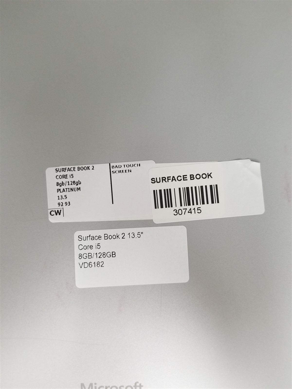 Microsoft Surface Book 2 Core i5 13.5″ 8GB/128GB Silver Details VD6182
