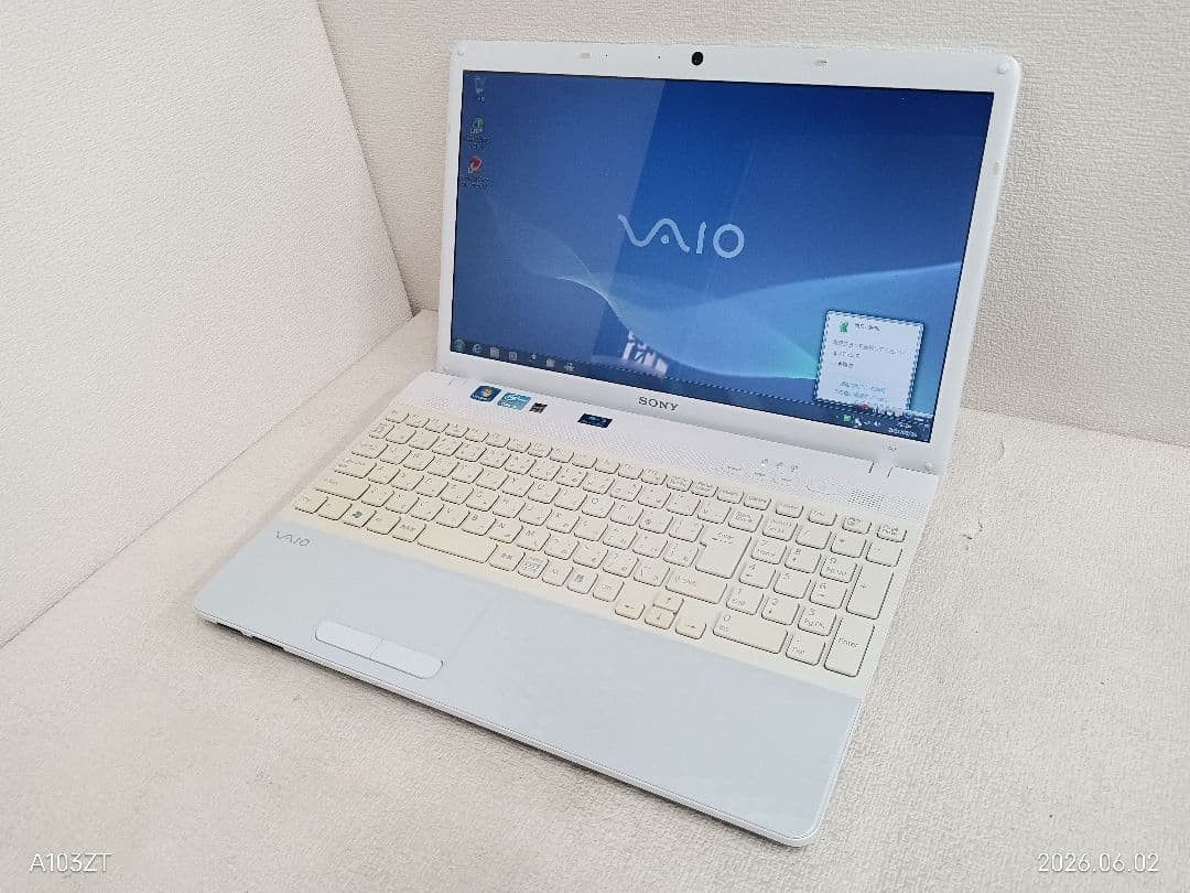 SONY VAIO PCG-71B11N Laptop Core i5 White Used Japan Genuine