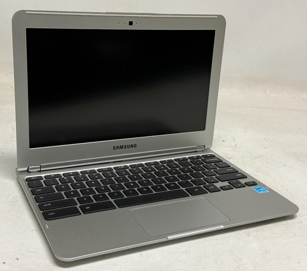 Samsung Chromebook XE303C12 11.6″ (Exynos-5 – 2GB RAM – 16GB eMMC) – Lot of 10