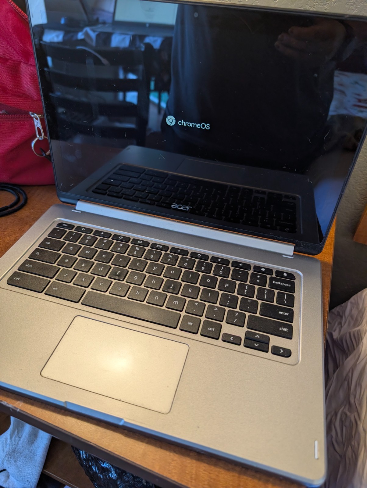 acer chromebook 315 13.3-inch convertible laptop featuring a 1920×1080 IPS touch