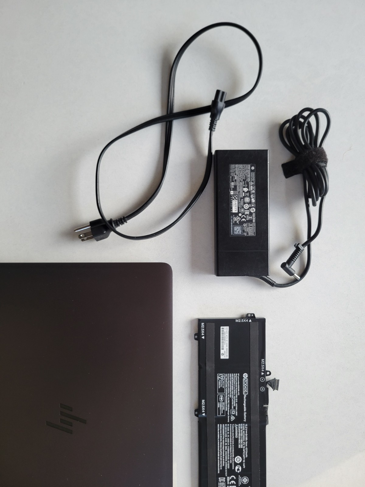HP ZBook Studio 15 G4 Xeon E3-1535M, 32GB RAM, Quadro M1200, 1TB 990 Pro M2
