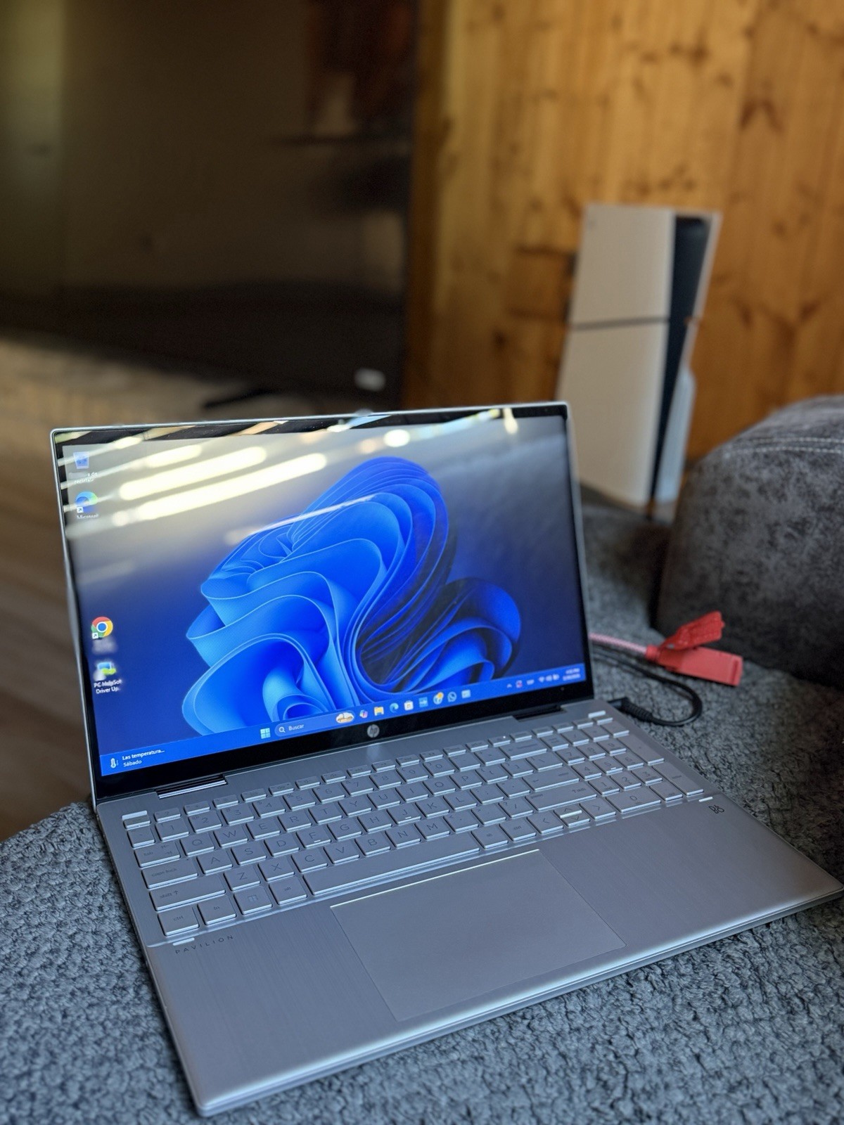 HP Pavilion 14″ Silver Laptop Windows 11 USB-C HDMI Webcam Wi-Fi Bluetooth