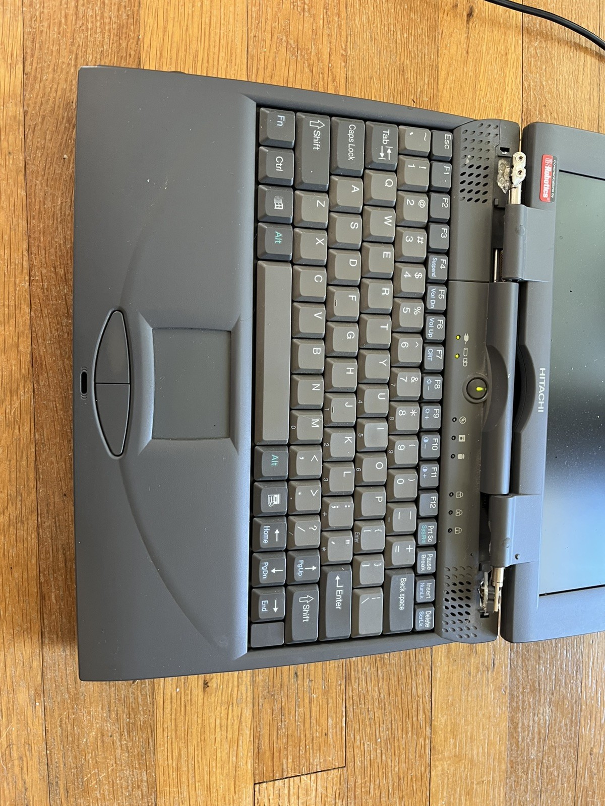 Vintage Hitachi VisionBook Laptop Plus 4000 series Model # 4360X