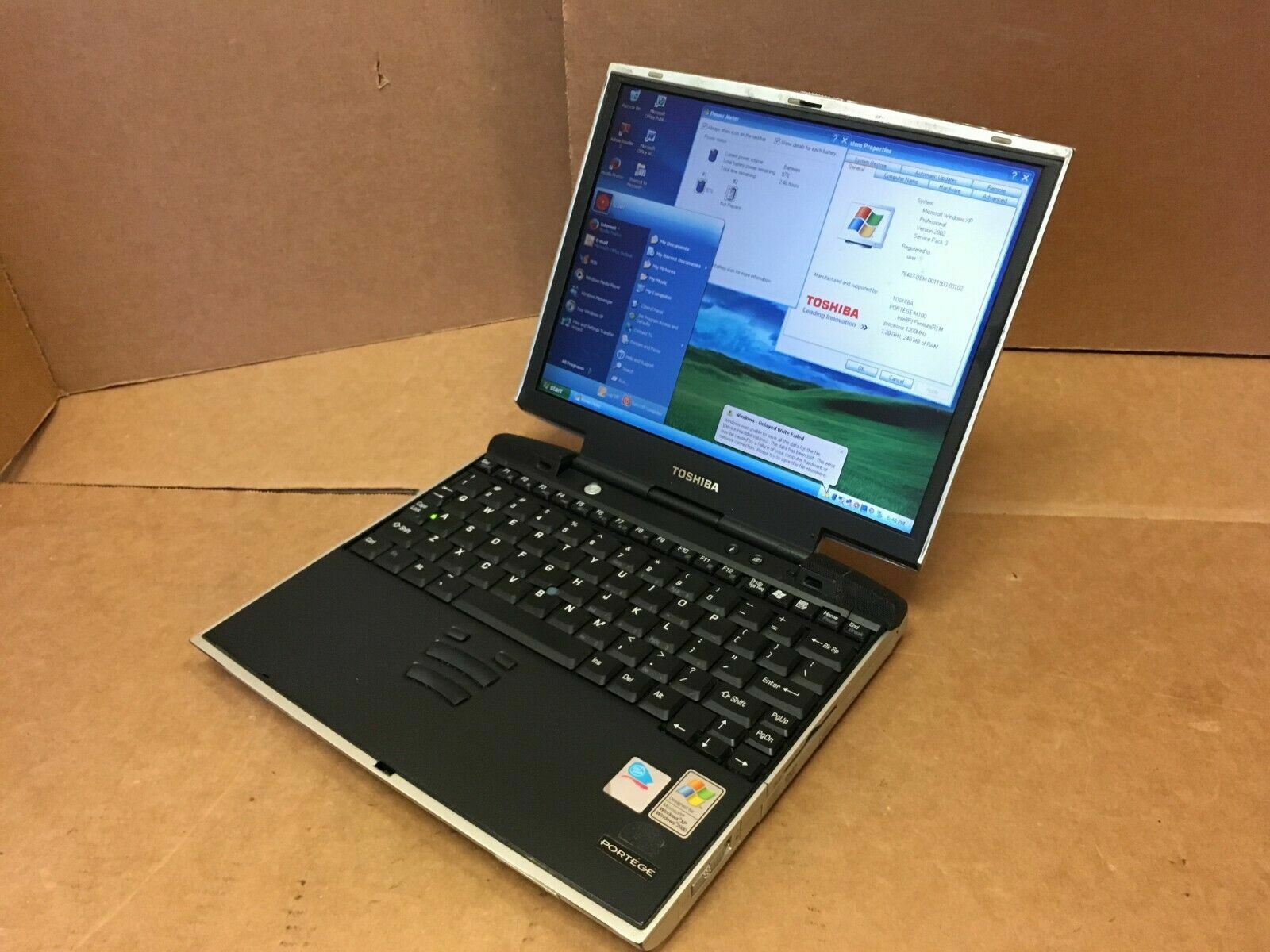 Toshiba Portege M100 PENTIUM M 1.2GHz 256MB RAM 40GB HDD WINDOWS XP WIFI DVD