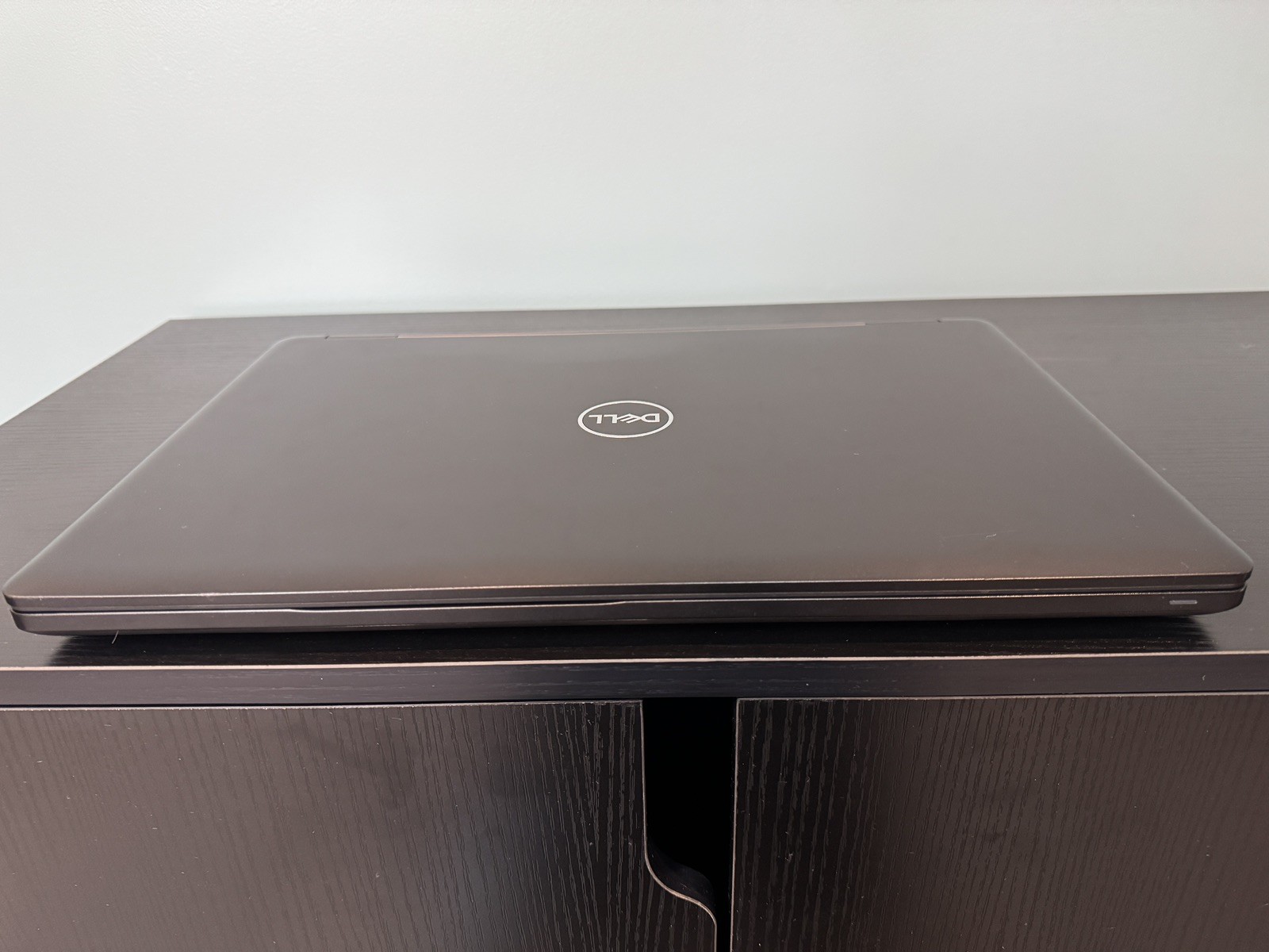Dell Latitude 5590 Intel Core i7-8650U 16GB RAM 256GB SSD Windows 11 Pro Laptop