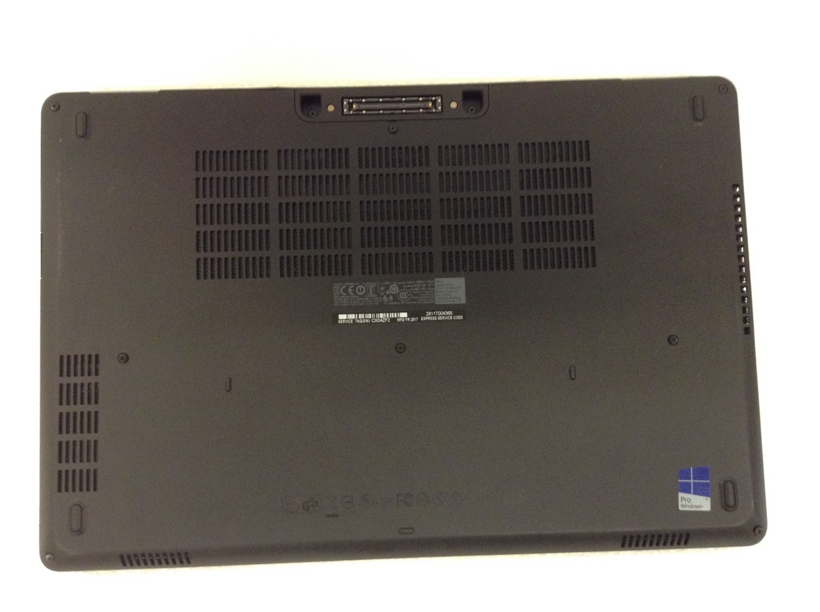 Dell Latitude E5570 Laptop i5-6300U 2.40Ghz 15.6″ No RAM/HDD NO POWER AS-IS