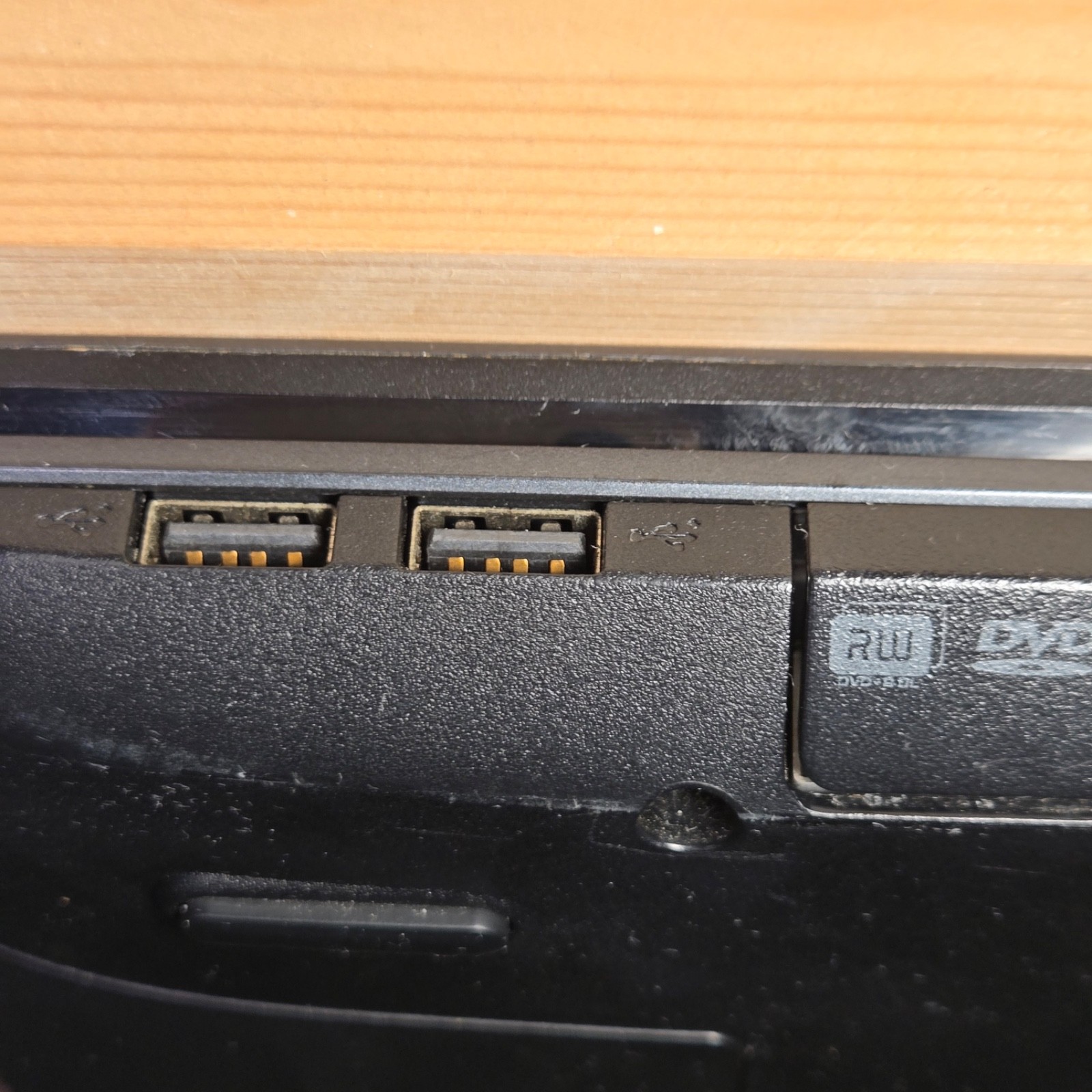 Acer Aspire 5250-BZ669 AMD E-350 4GB 500GB DVD Win10 15.6″ Laptop P5WE6