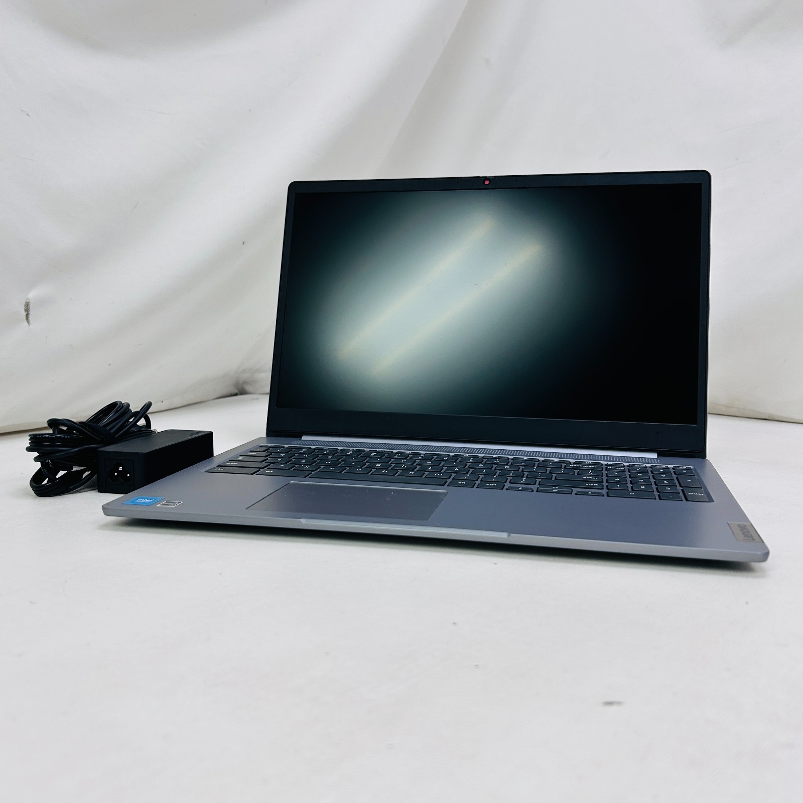 Lenovo IdeaPad 3 Chrome 15IJL6 15.6″ Chromebook Celeron N4500 4GB RAM 64GB SSD