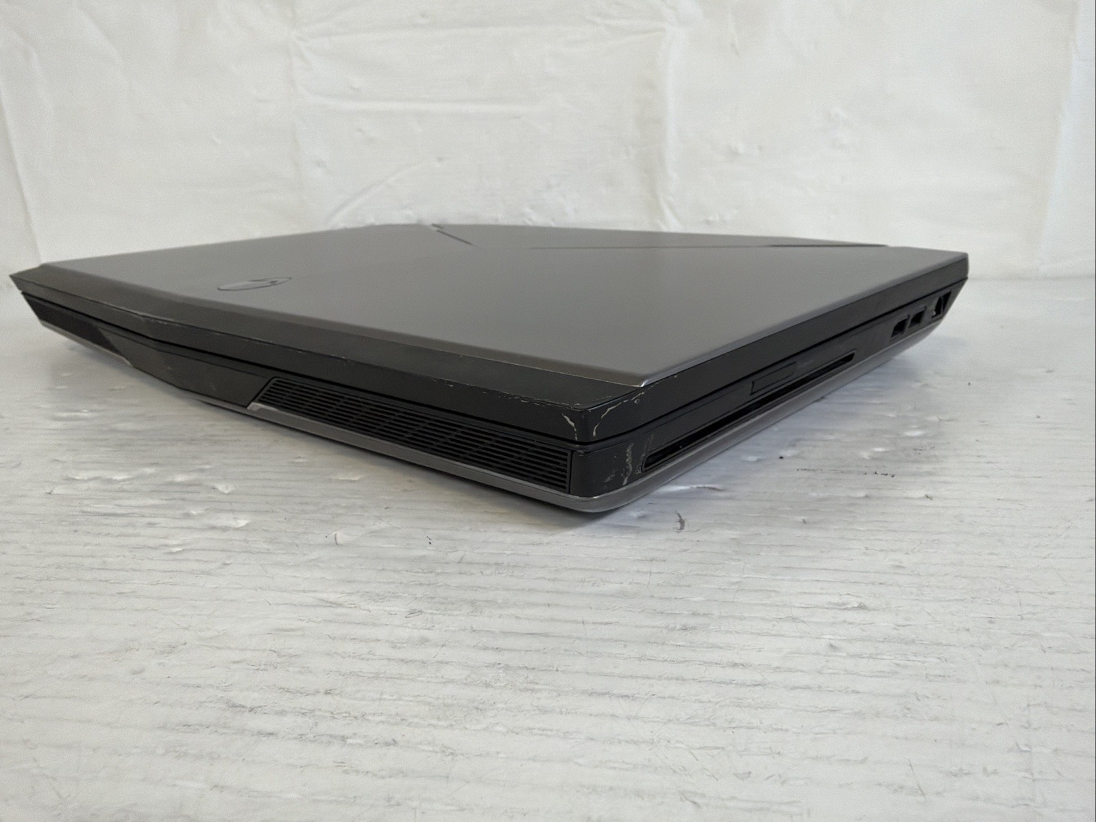 Alienware 17 P18E Gaming i7-4900MQ 32GB RAM GTX 770M 17″ 256 GB NVMe Win 11 Pro