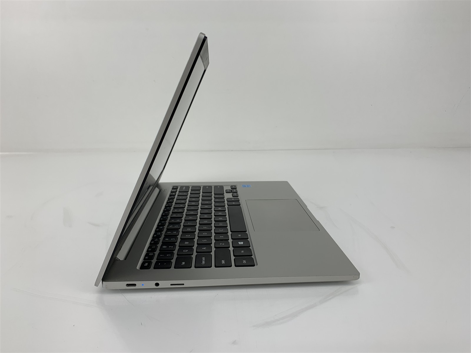 Samsung Galaxy Book Go Qualcomm Snapdragon 7C 2.55GHz 4GB SDRAM 64GB Win11