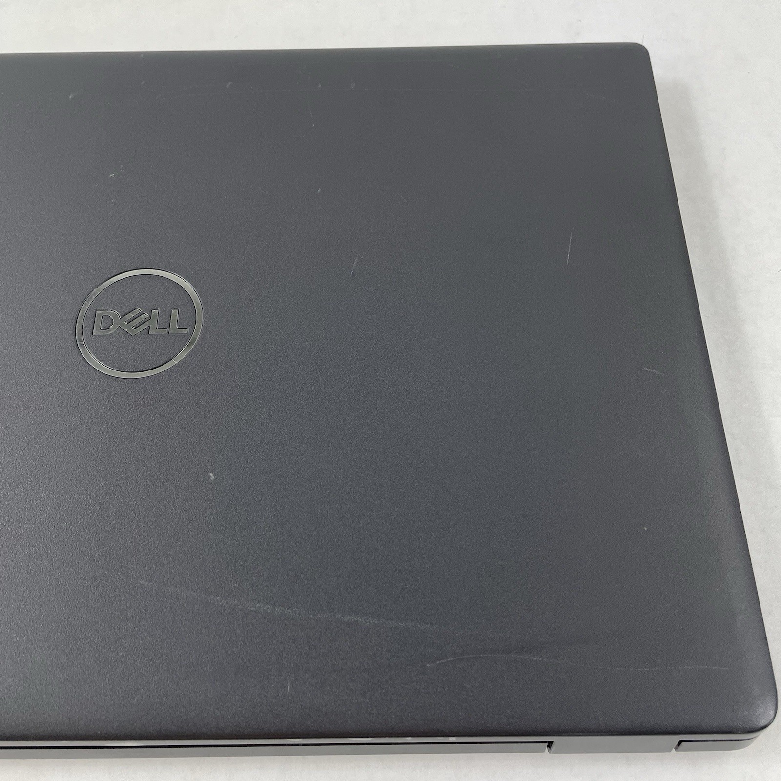 Dell Latitude 3510 15.6″ i7-10210U 1.60 GHz 8 GB RAM No SSD/OS/AC/Battery