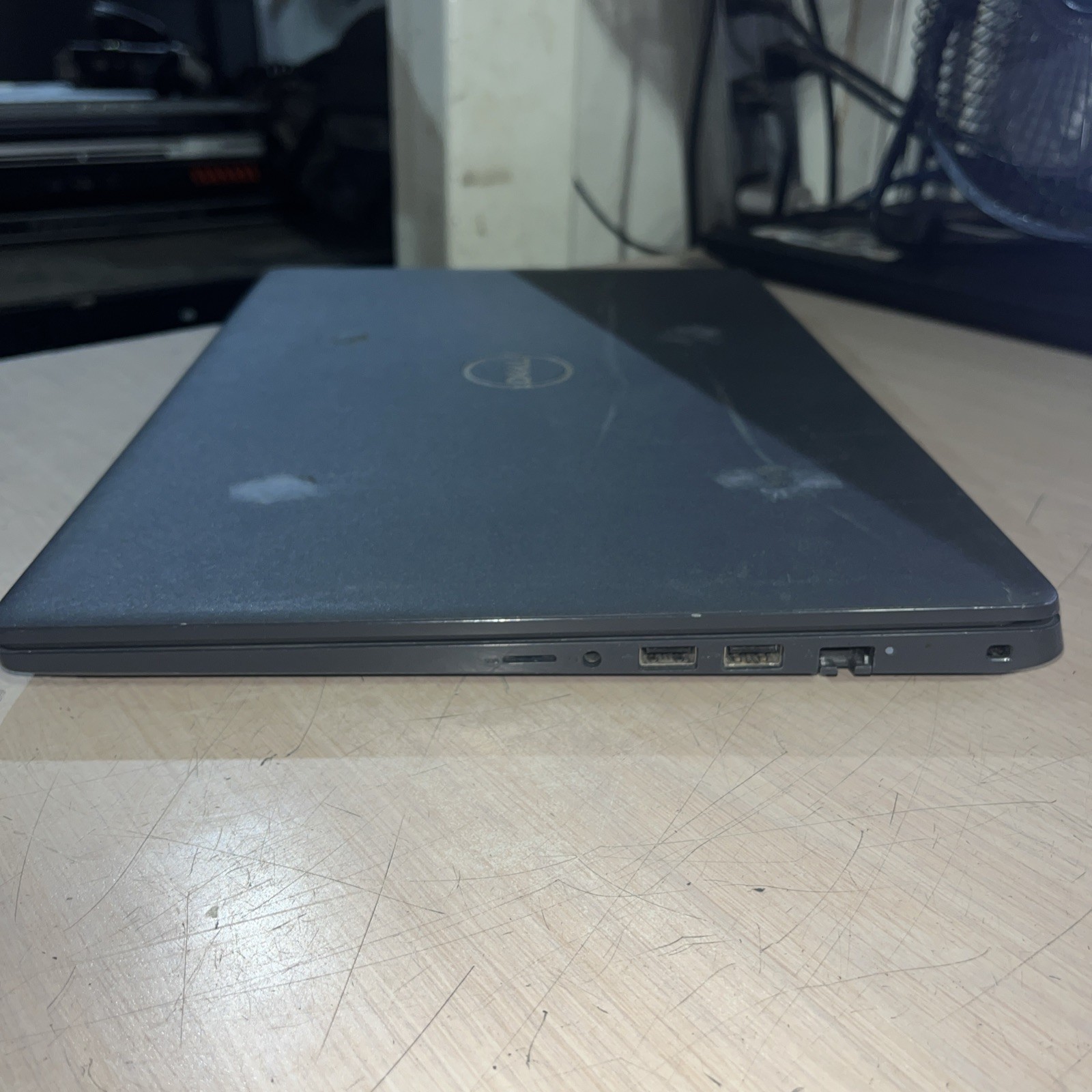 DELL LATITUDE 3510 INTEL CORE I5-10210U 8GB RAM NO HD