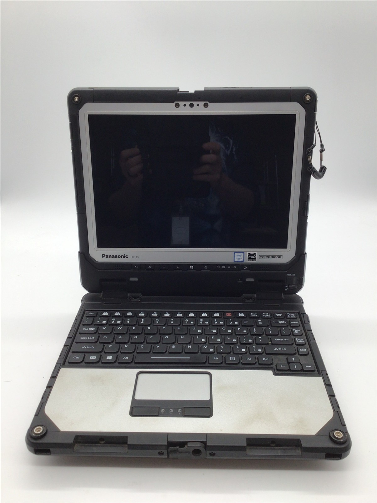 Panasonic ToughBook CF-33 i5-7300U 2.60GHz/8GB RAM/No HD *No Batteries*