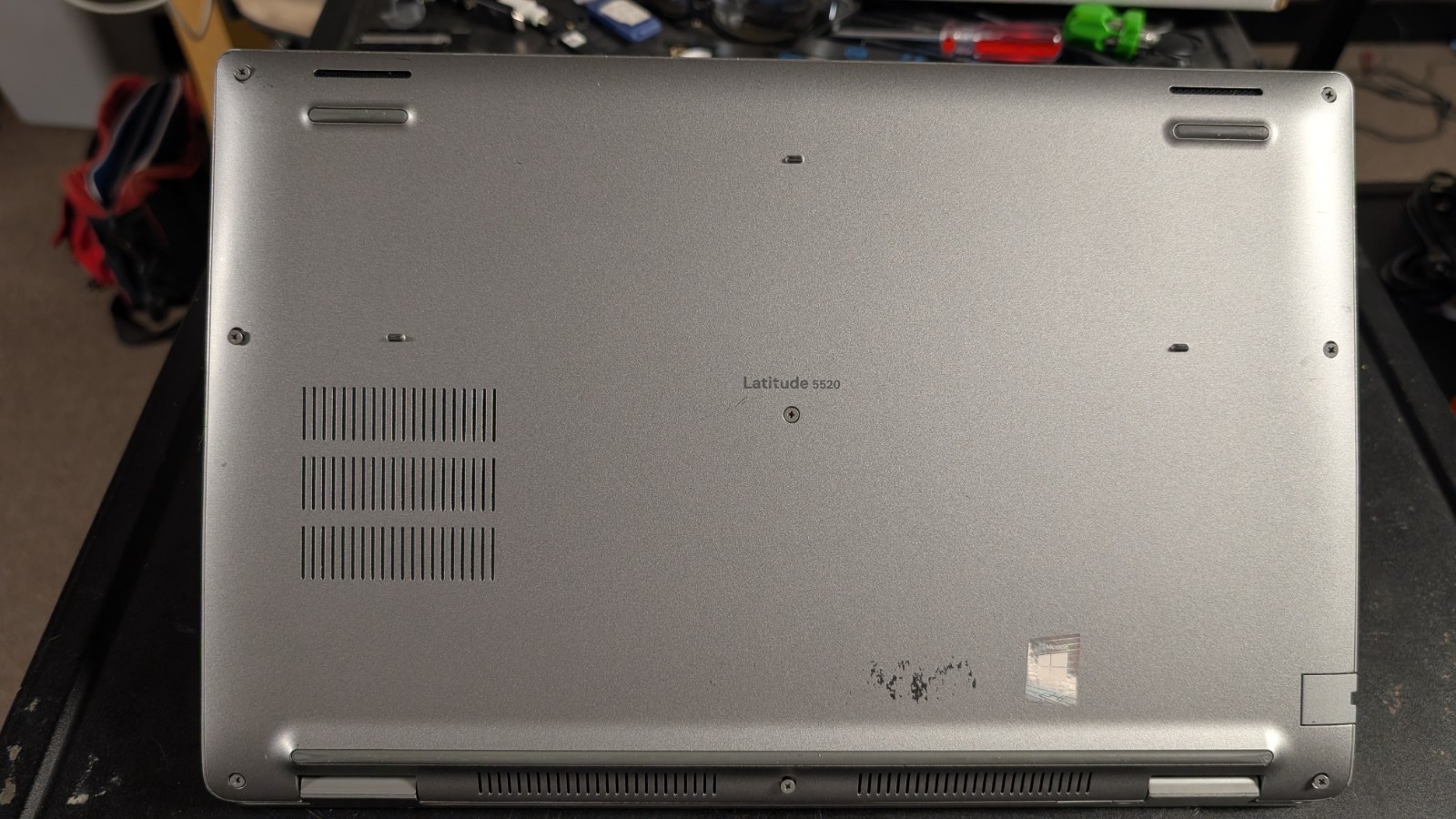 DELL LATITUDE 5520 11th Gen I7-1185G7 3ghz 256GB NVMe 16gb DDR4 Win 11 Office