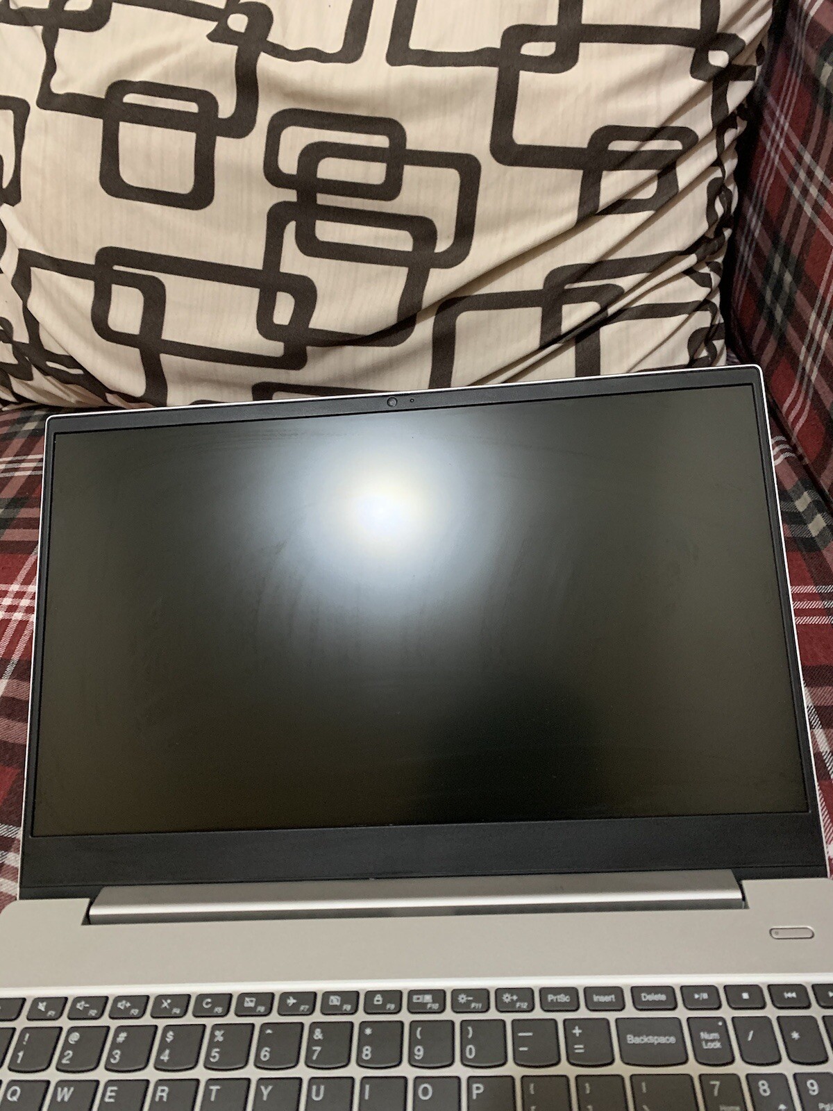 Lenovo ThinkBook 14 IML 14″ (256GB SSD, Intel Core i5 10th Gen., 4.20 GHz, 8GB)