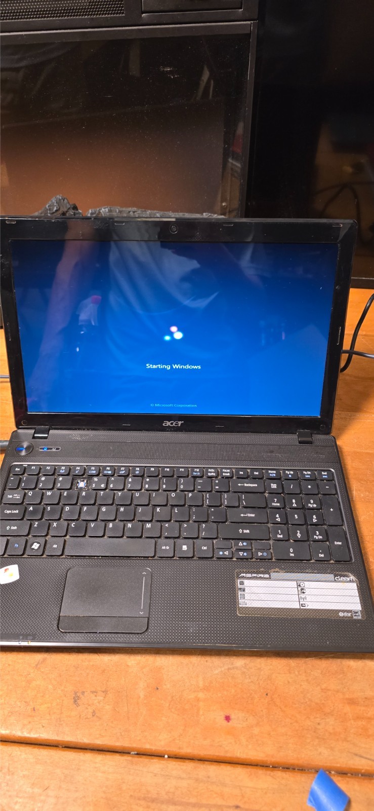 Acer Aspire 5253-BZ893 Laptop For Parts Password Locked Bad Battery No Accessori