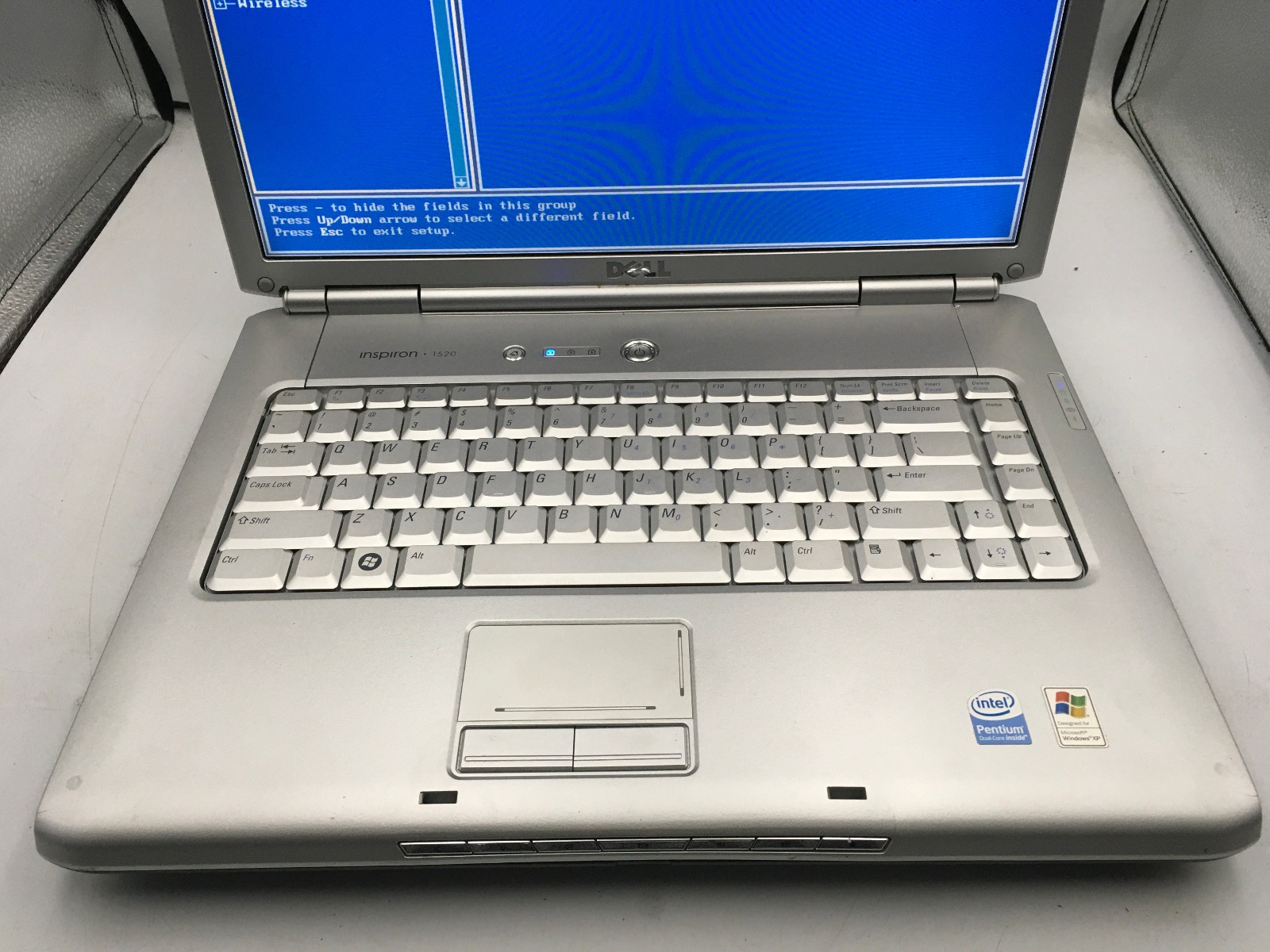 DELL INSPIRON 1520 – BOOTS TO BIOS – INTEL CORE 2 DUO – 2GB RAM – READ DESC – BB