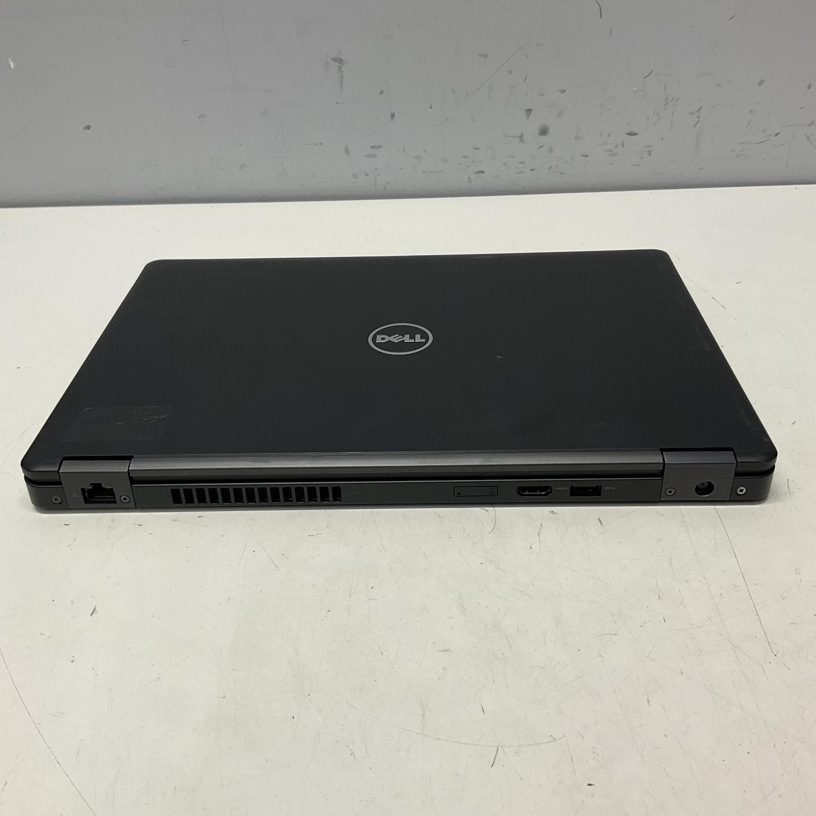 Dell Latitude 5480 14″ Intel Core i5-6300U 2.40GHz 8GB 128GB SSD Windows 10 Pro