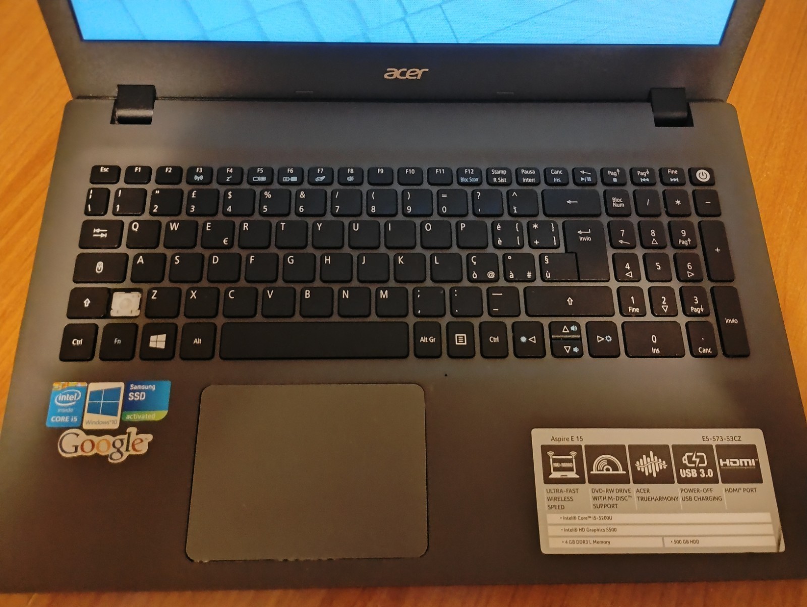 Acer Aspire E5-573-53CZ Used Fair Condition i5200u 12GBRam 250 Ssd Samsung