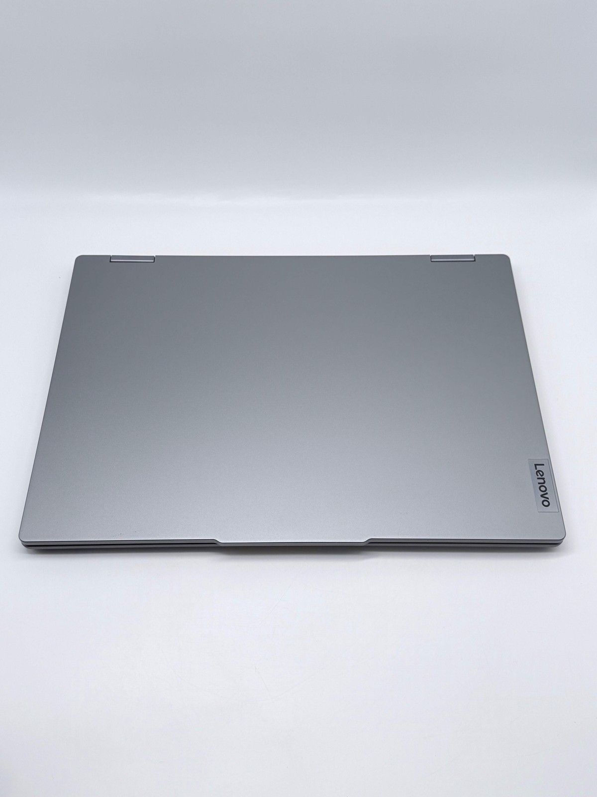 Lenovo IdeaPad 5 2-in-1 16AHP9 16″ Ryzen 7 8845HS 16GB RAM 1TB SSD Windows 11 Gr
