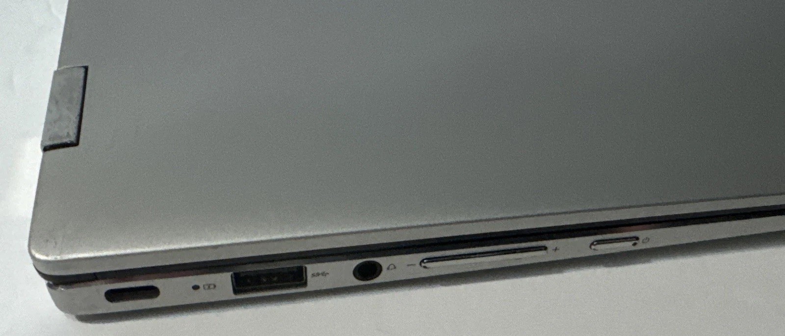 ASUS Chromebook Flip C434T 14″ Intel Core M3-8100Y 1.1GHz 4GB RAM 64GB eMMC
