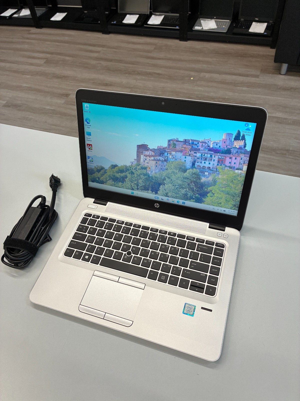 HP EliteBook 840 G4: 14″ / i7-7500U / RAM 16Gb / SSD 512Gb+HDD 500Gb / Win 10