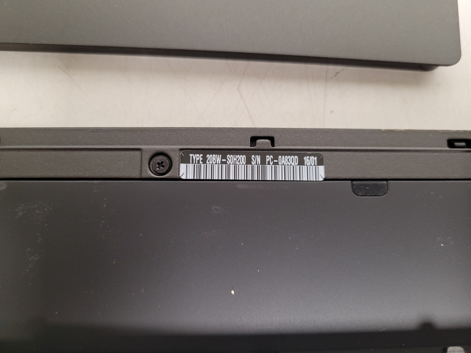 Lenovo ThinkPad T450s 14″ i5-5300u 2.3ghz 8gb ram 128gb ssd w11p USED PCOA83QD