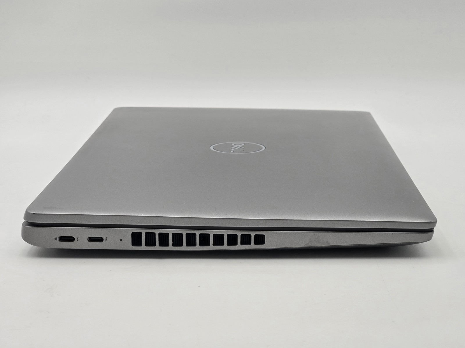 Dell Latitude 5550 15.6 Core Ultra 5 125U 32GB 1TB SSD W11P Grade D READ