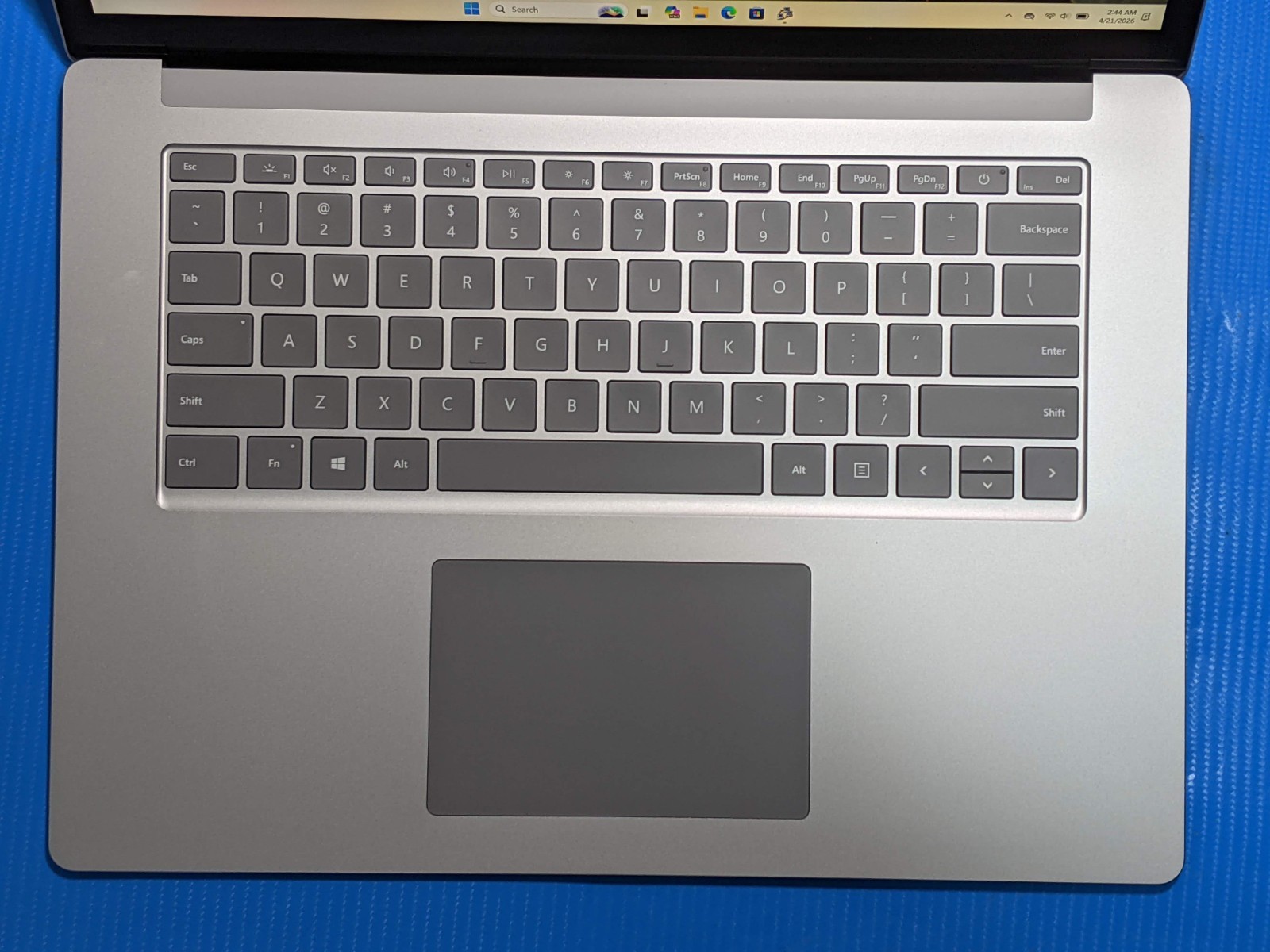 MS Surface Laptop 3 1872 15″2496×1664 TOUCH i7-1065G7 1.3GHz 16GB 512GB W11P +PA