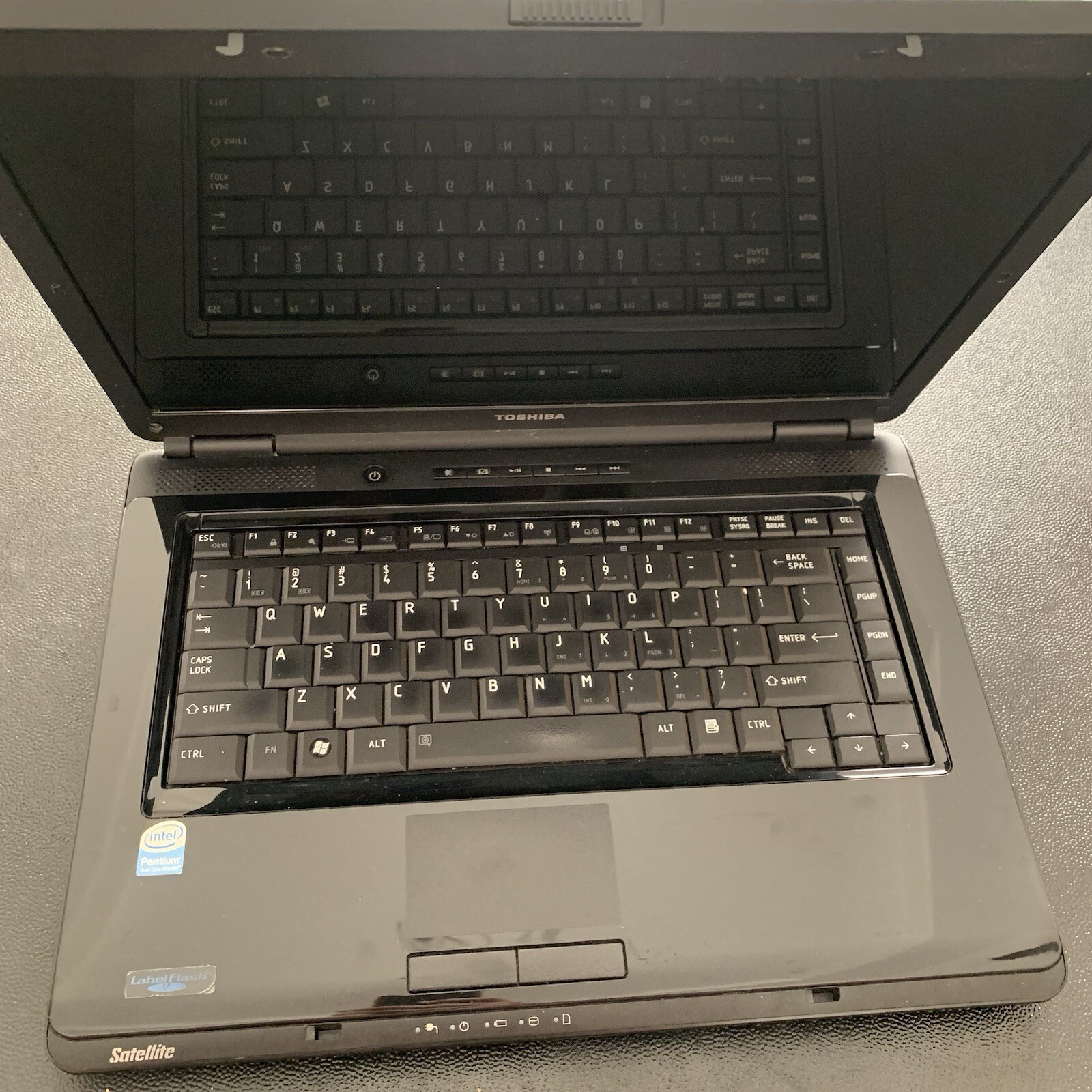 Toshiba Satellite Laptop PSLB8U-002003 Intel Pentium, RW DVD Burner, Untested.