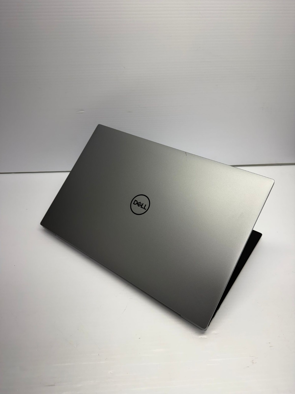 Dell Precision 5760 17″ FHD+, Core i7-11850H 32GB 512GB NVMe, Win 11 | Fair Cond