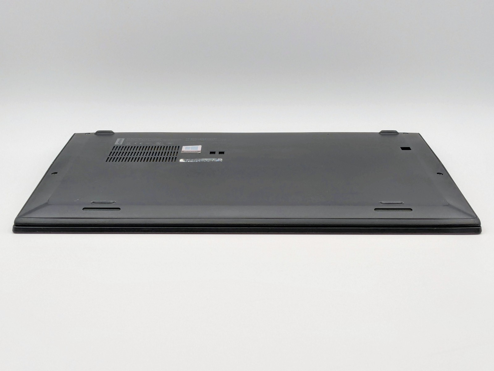 Lenovo ThinkPad X1 Carbon 6th Gen 14″ FHD I7-8650U 256GB SSD 16GB W11P *READ*